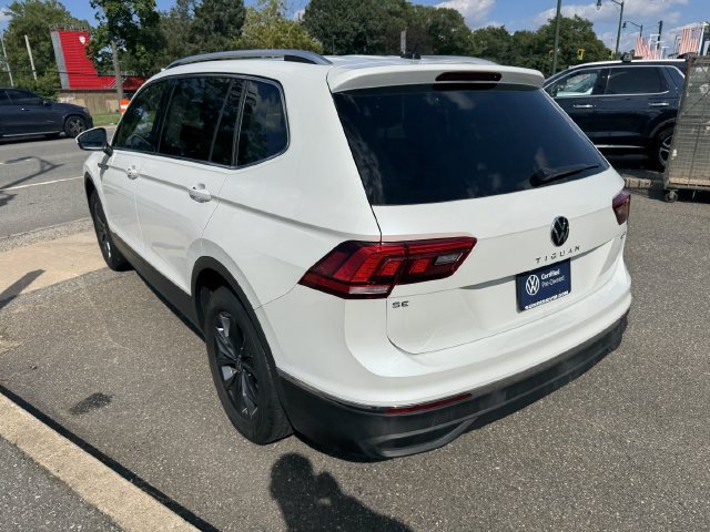 Used 2023 Volkswagen Tiguan SE w/ Panoramic Sunroof Package AWD/4WD image 7
