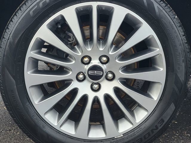 Used 2017 Lincoln MKC Reserve image 17