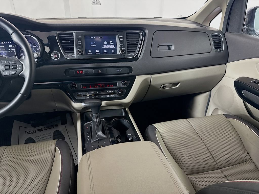Used 2018 Kia Sedona EX image 26