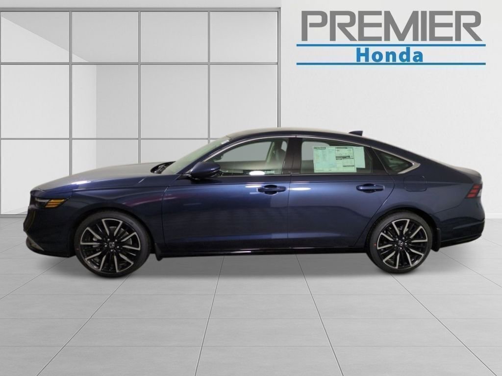 New 2026 Honda Accord Touring image 2
