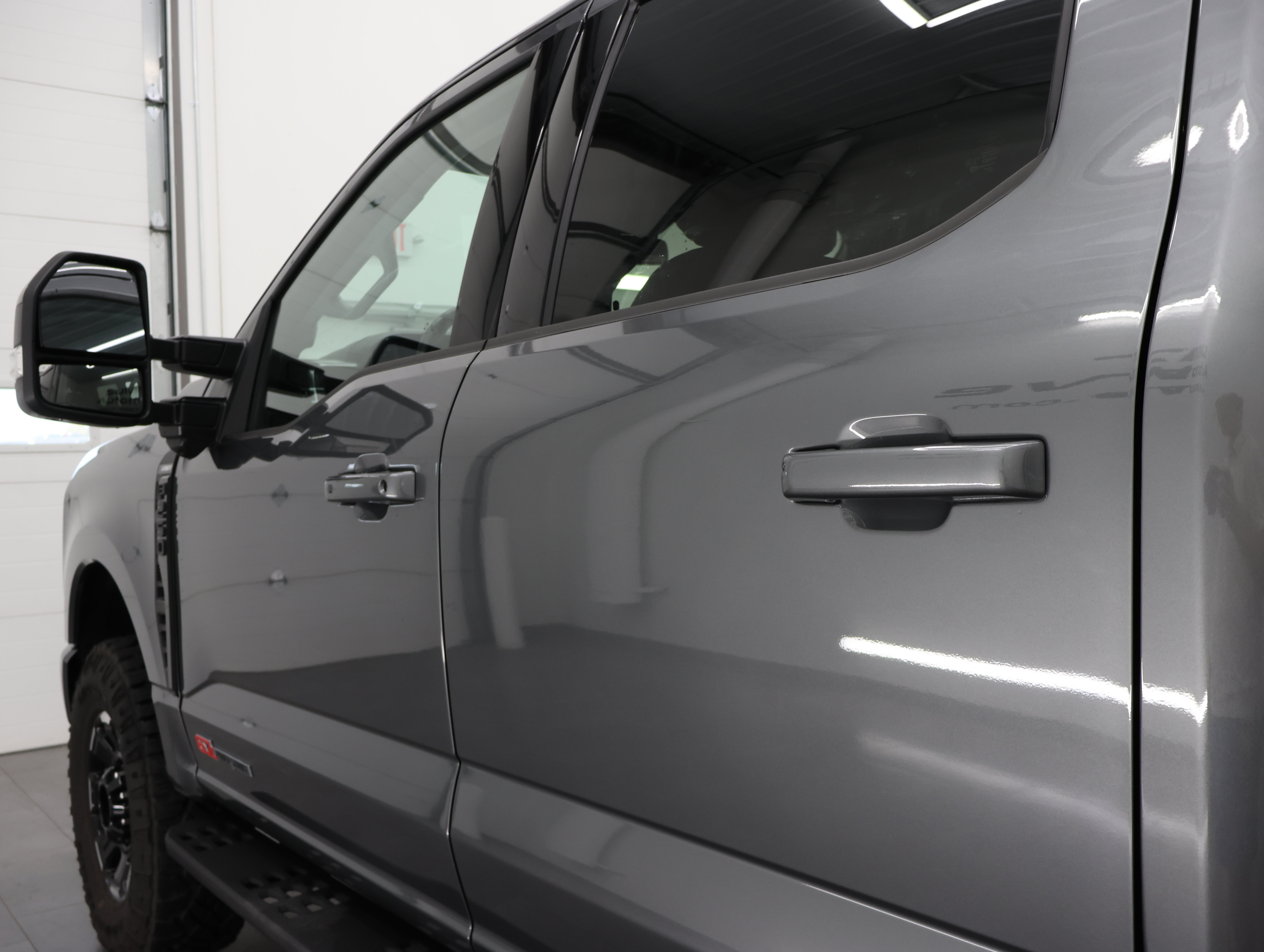 Used 2025 Ford F250 Lariat w/ Lariat Ultimate Package AWD/4WD image 37