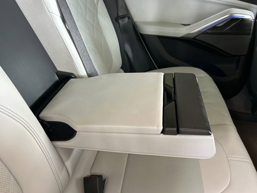 Used 2026 BMW X6 M60i image 37