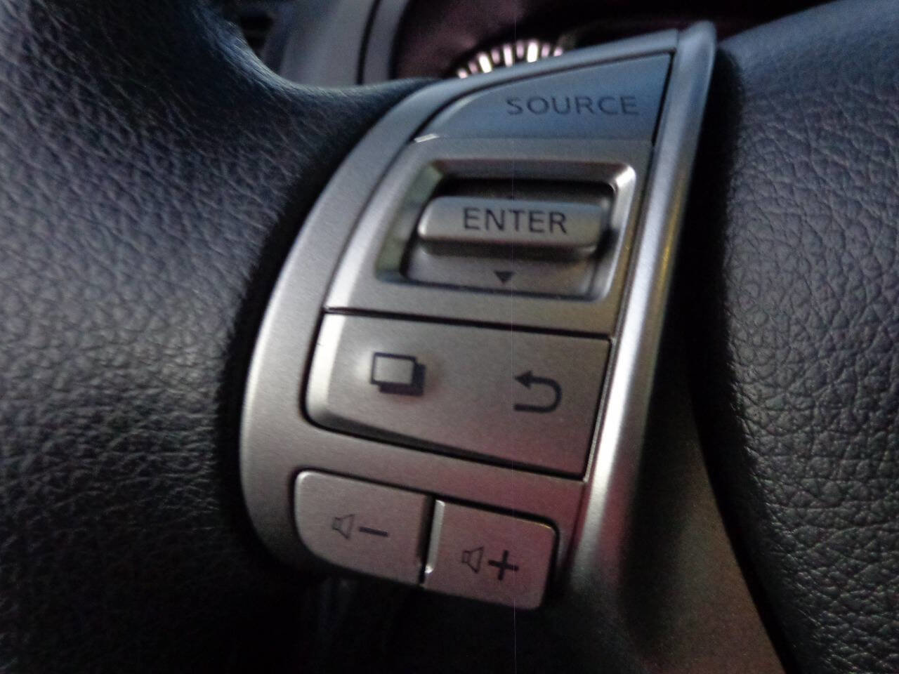 Used 2015 Nissan Altima 2.5 S w/ Power Driver Seat Package image 17