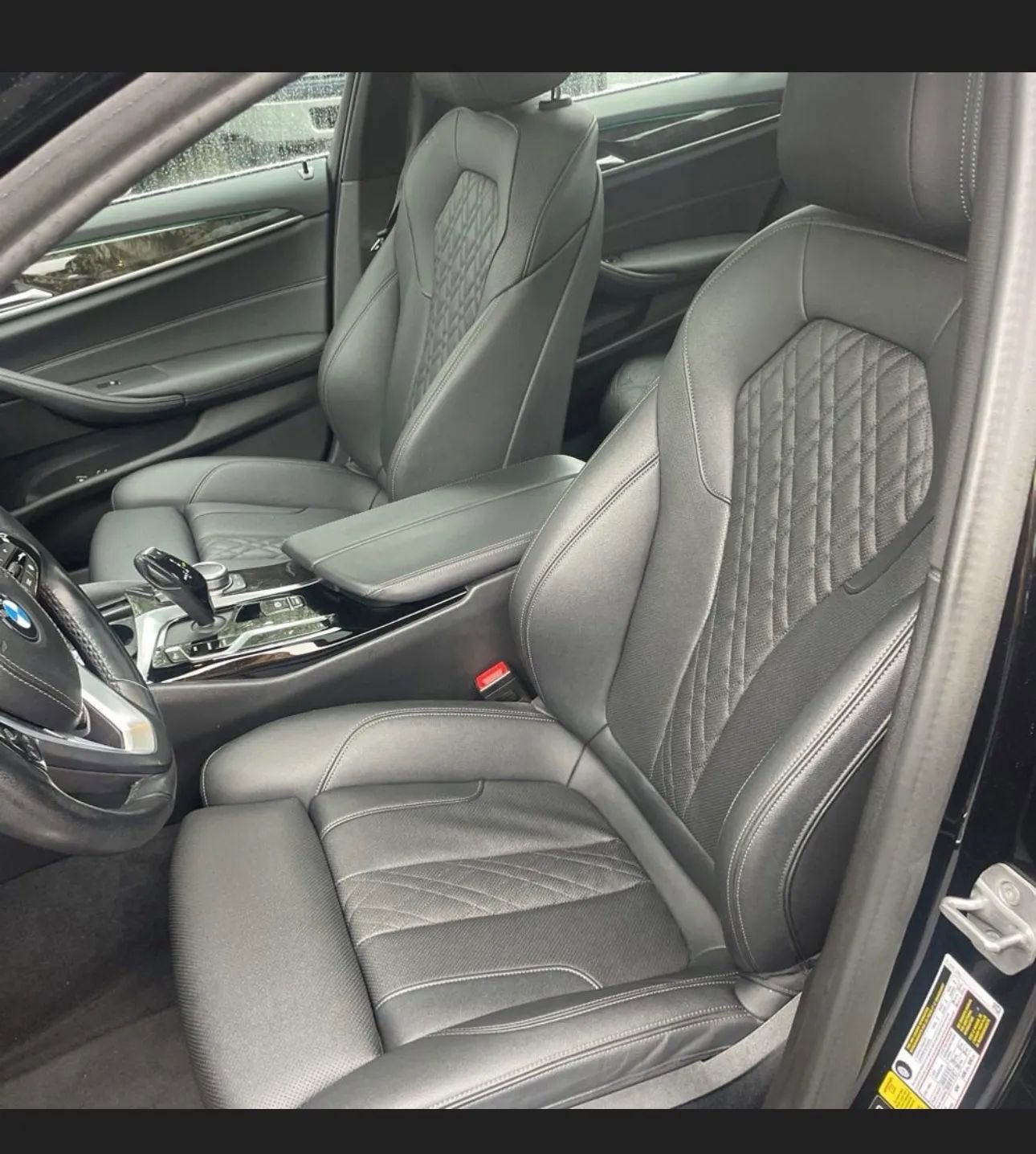 Used 2022 BMW 530i xDrive w/ Convenience Package image 3