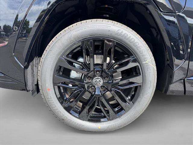 New 2026 Toyota RAV4 XSE AWD/4WD image 16