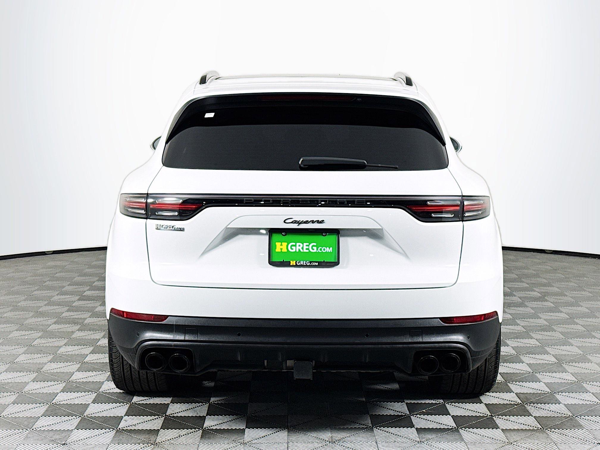 Used 2022 Porsche Cayenne image 8