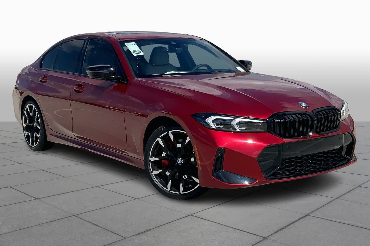 Used 2026 BMW 330i Sedan w/ M Sport Package RWD image 2