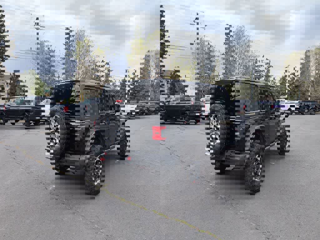 Used 2021 Jeep Wrangler Unlimited Rubicon w/ Uconnect 4C Nav & Sound Group AWD/4WD image 5