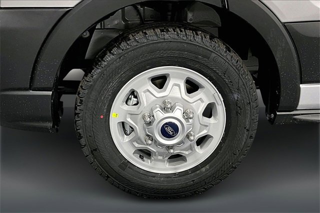 New 2026 Ford Transit 250 148 Medium Roof Extended AWD image 11