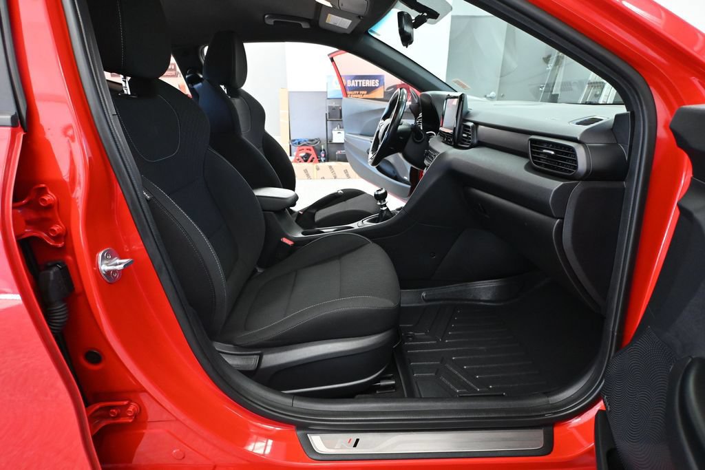Used 2020 Hyundai Veloster N FWD image 36