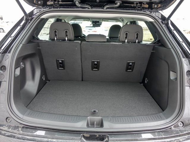New 2027 Chevrolet Bolt LT w/ Comfort Package image 2
