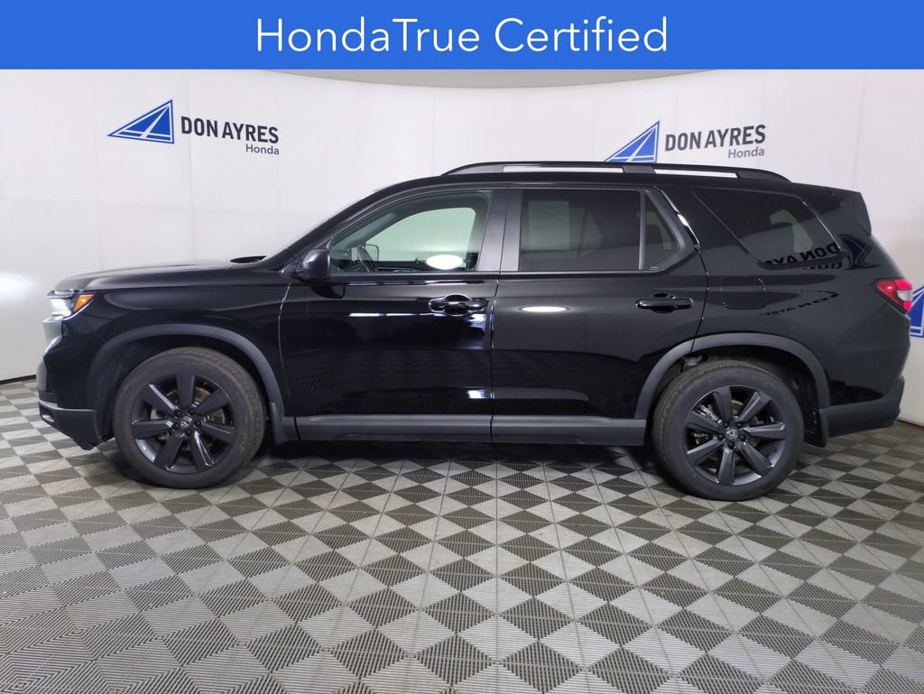 Certified 2025 Honda Pilot Sport image 2