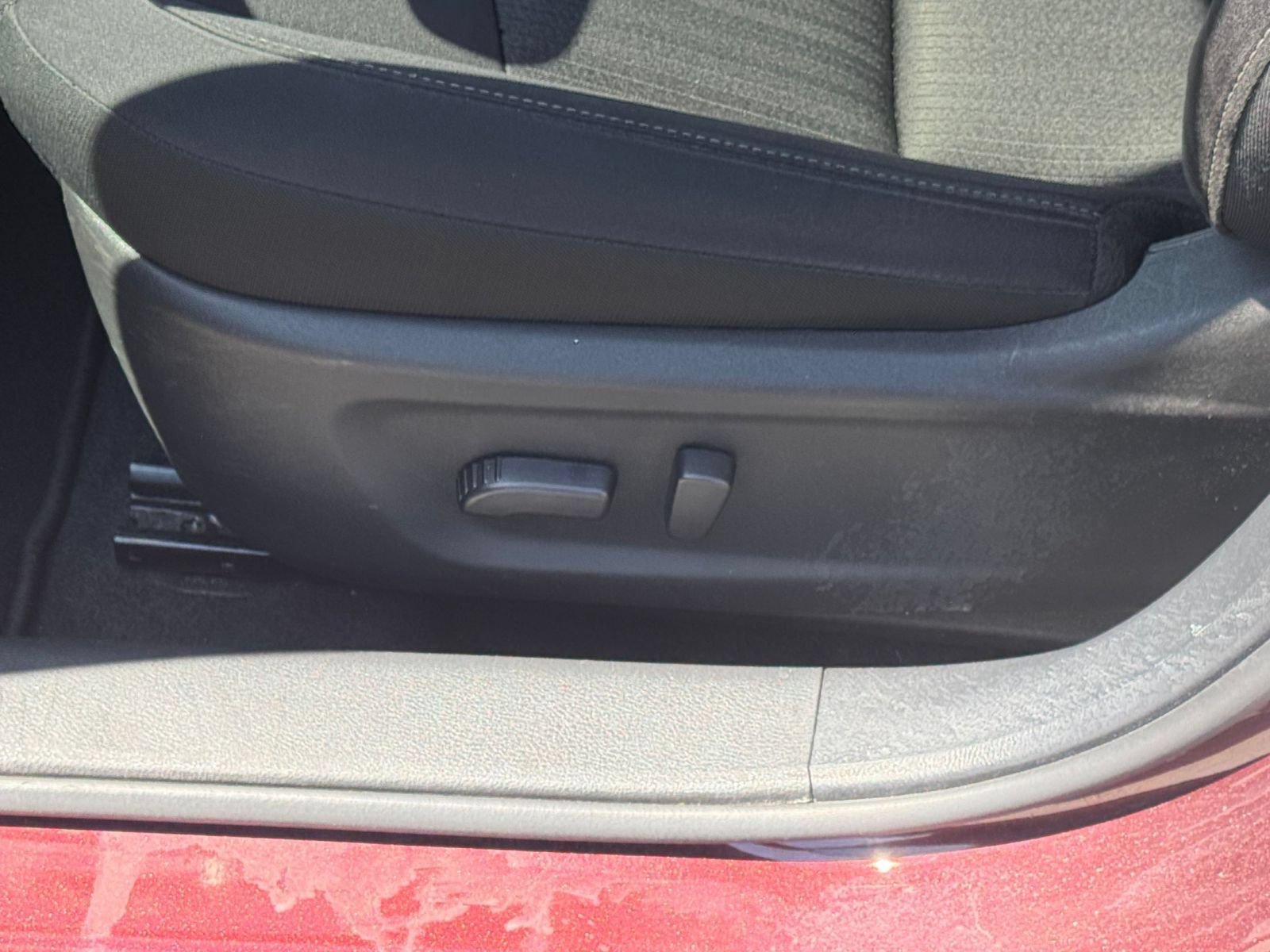 Used 2025 Nissan Altima 2.5 SV FWD image 21