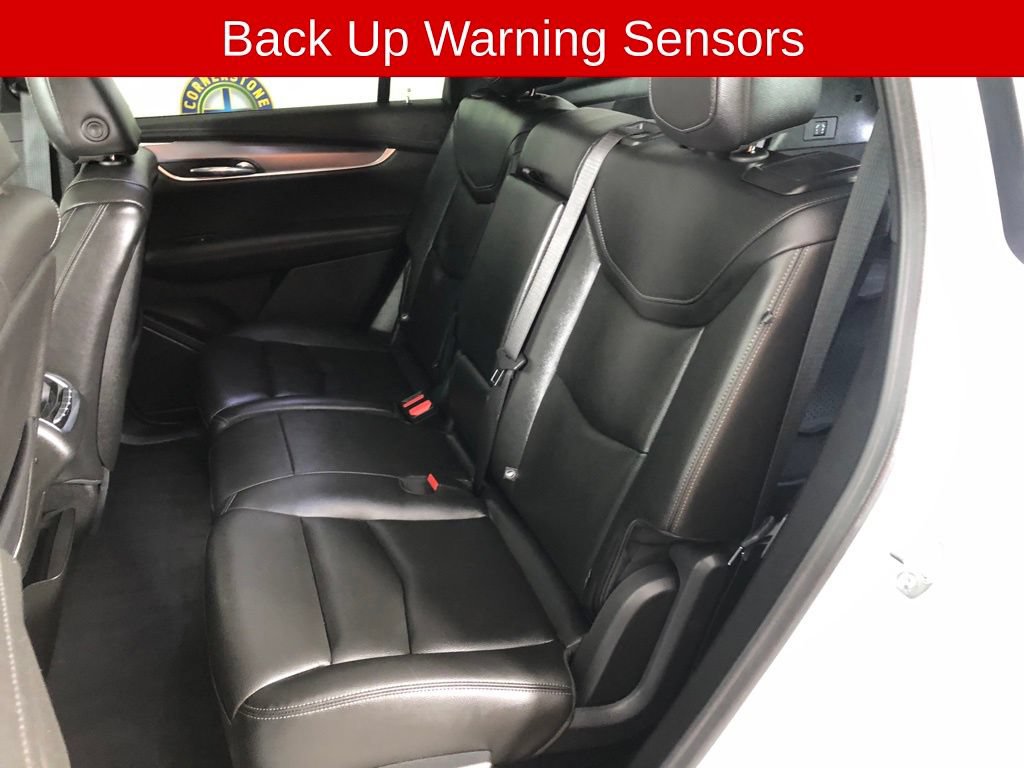 Used 2025 Cadillac XT6 Luxury AWD/4WD image 13