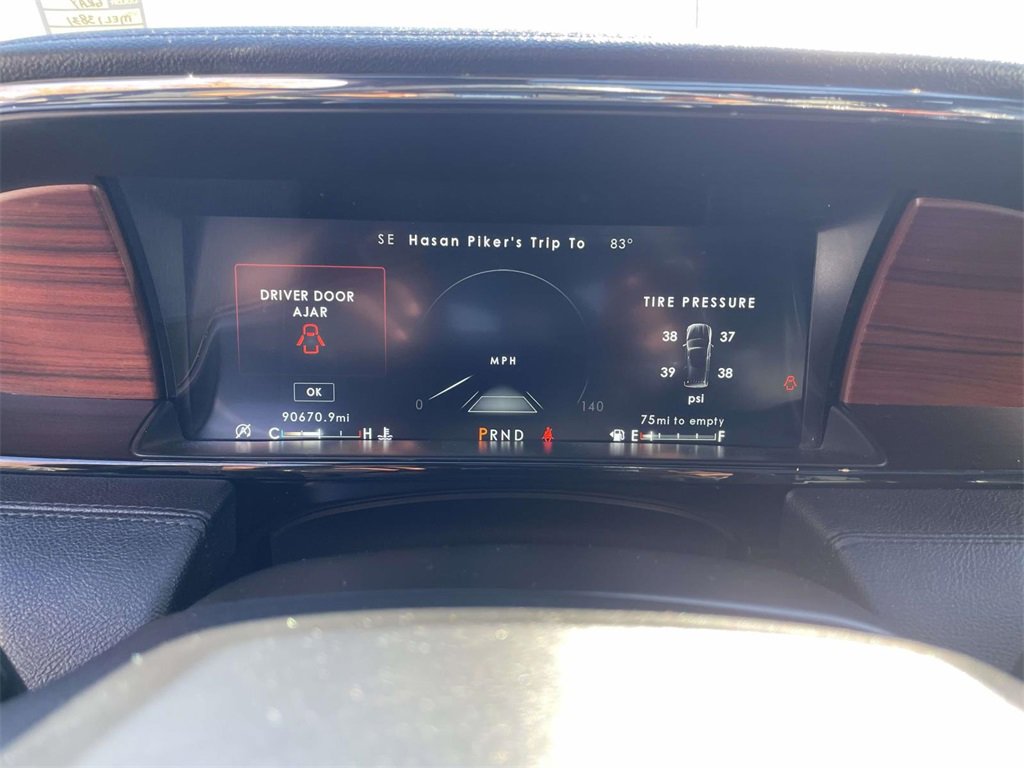 Used 2021 Lincoln Navigator L Reserve w/ Luxury Package image 23