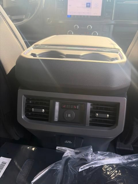 New 2026 Ford F350 Lariat w/ Black Appearance Package AWD/4WD image 20
