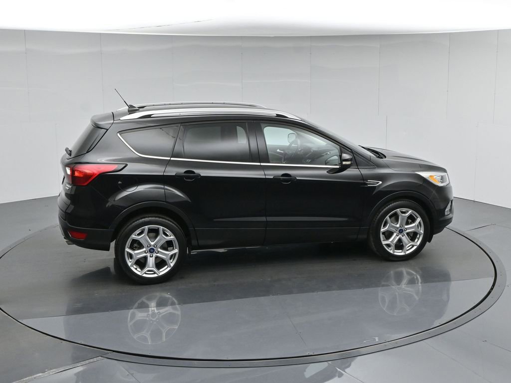 Certified 2019 Ford Escape Titanium image 46