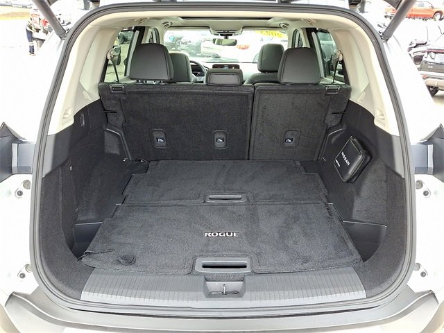 Used 2023 Nissan Rogue SL w/ SL Premium Package image 29
