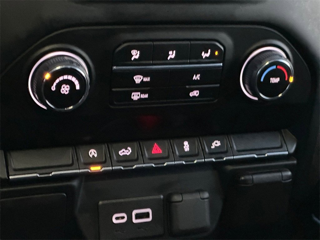 Used 2022 Chevrolet Silverado 1500 Custom image 15