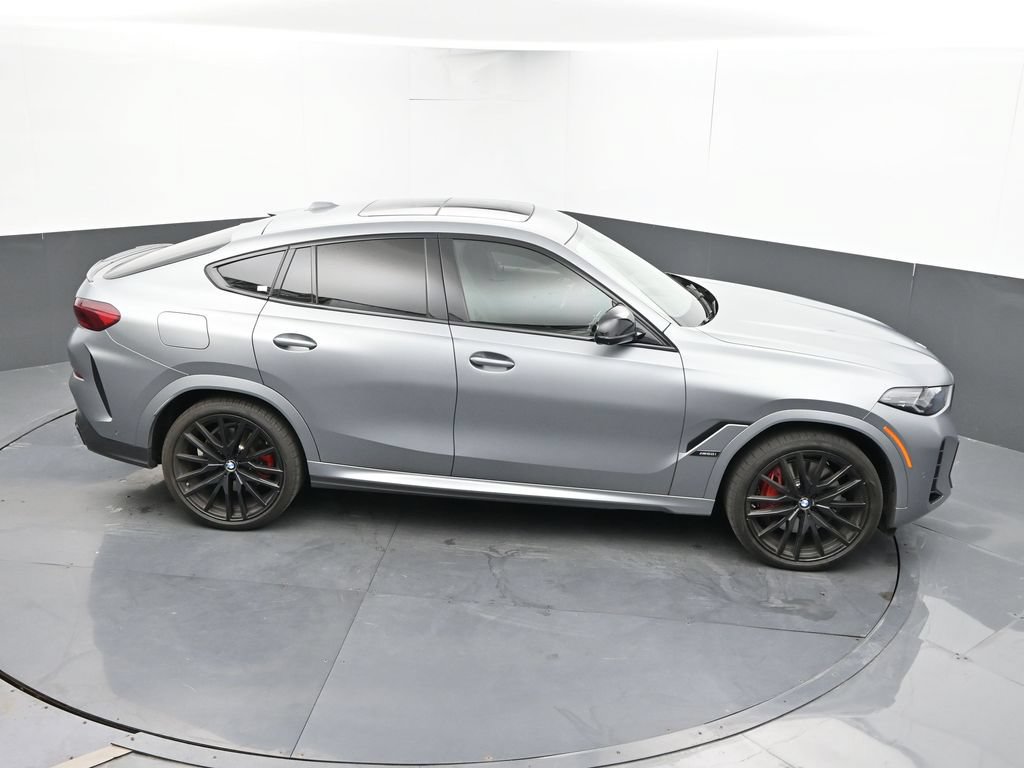 Used 2024 BMW X6 M60i AWD/4WD image 36