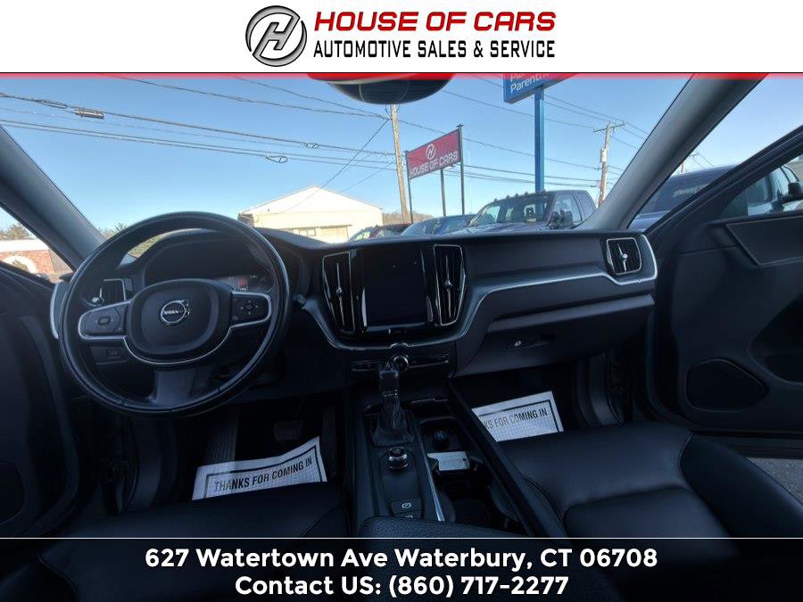 Used 2018 Volvo XC60 T5 Momentum w/ Vision Package image 36