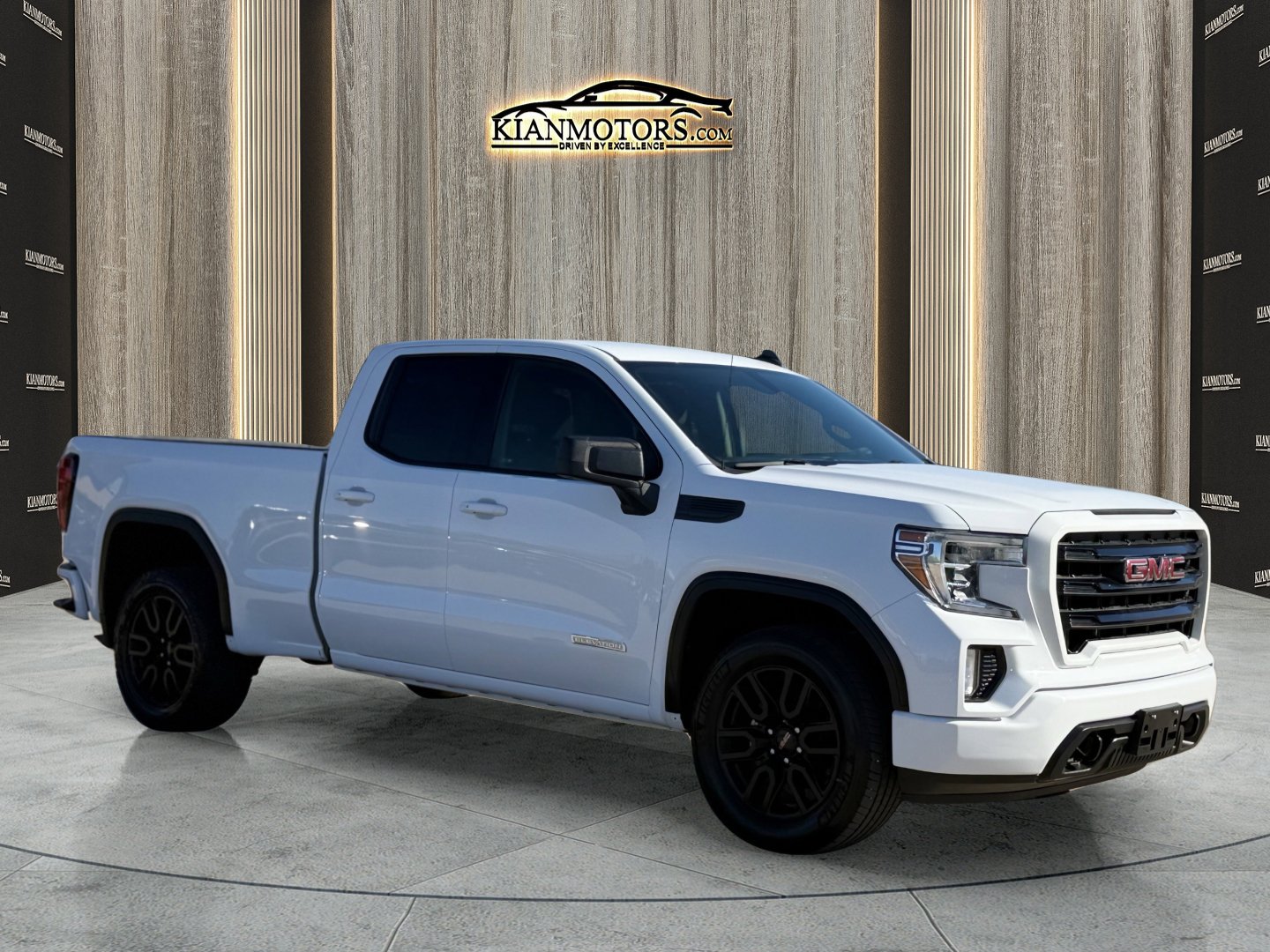 Used 2022 GMC Sierra 1500 Elevation RWD image 1