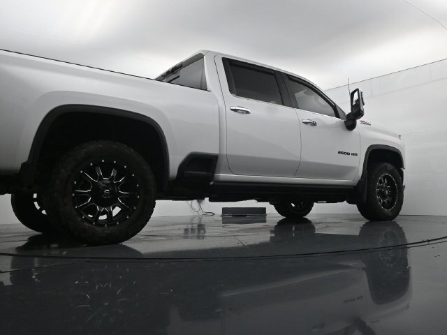 Used 2022 Chevrolet Silverado 2500 LTZ w/ LTZ Plus Package AWD/4WD image 39