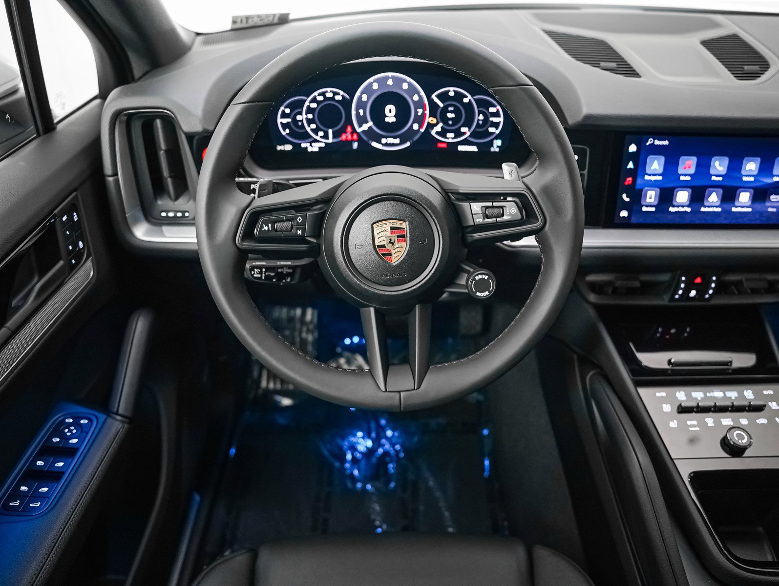 New 2026 Porsche Cayenne image 16