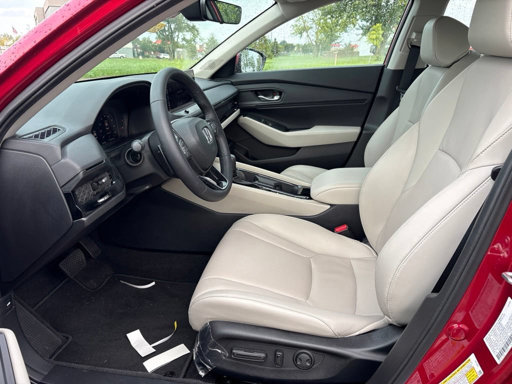 Used 2025 Honda Accord EX-L image 15