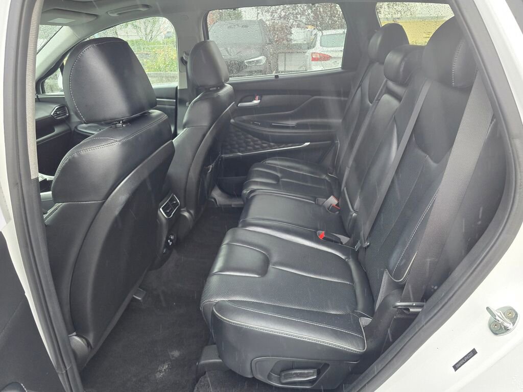 Used 2023 Hyundai Santa Fe Limited image 16