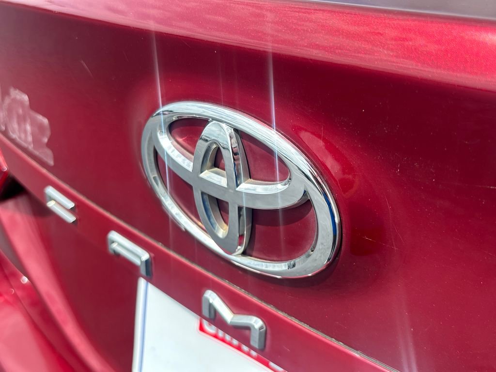 Used 2019 Toyota Camry LE FWD image 38