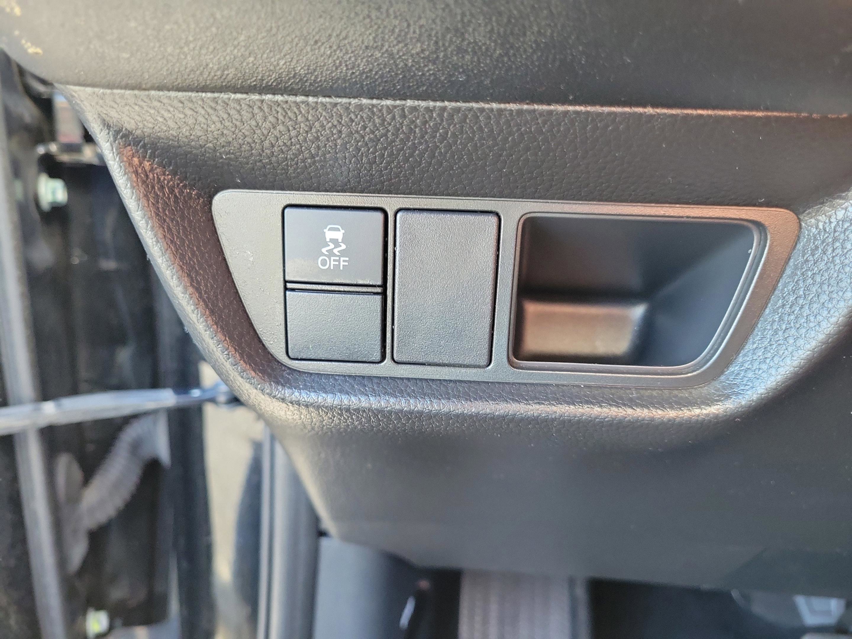 Certified 2025 Honda HR-V Sport image 19