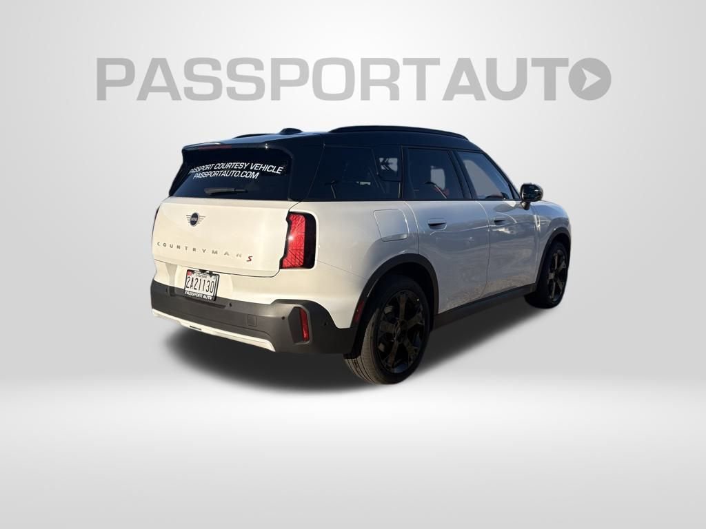 Used 2025 MINI Cooper Countryman S w/ Comfort Package Max image 7