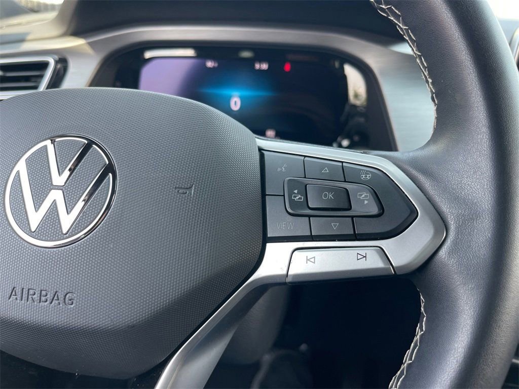 Used 2024 Volkswagen Atlas Cross Sport SE image 15