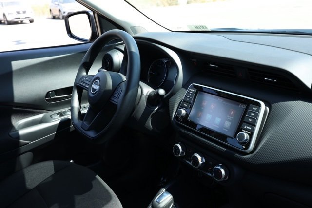 New 2025 Nissan Kicks Play S image 20
