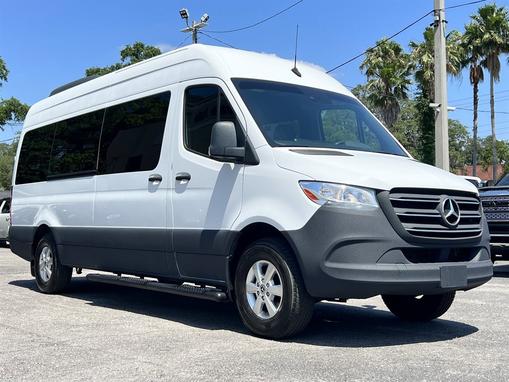 Used 2019 Mercedes-Benz Sprinter 2500 image 19