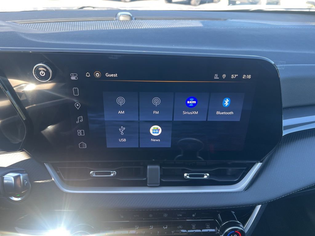 New 2026 Chevrolet Equinox LT w/ Convenience Package II image 28