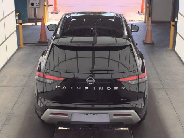Certified 2025 Nissan Pathfinder SL w/ SL Premium Package FWD image 9