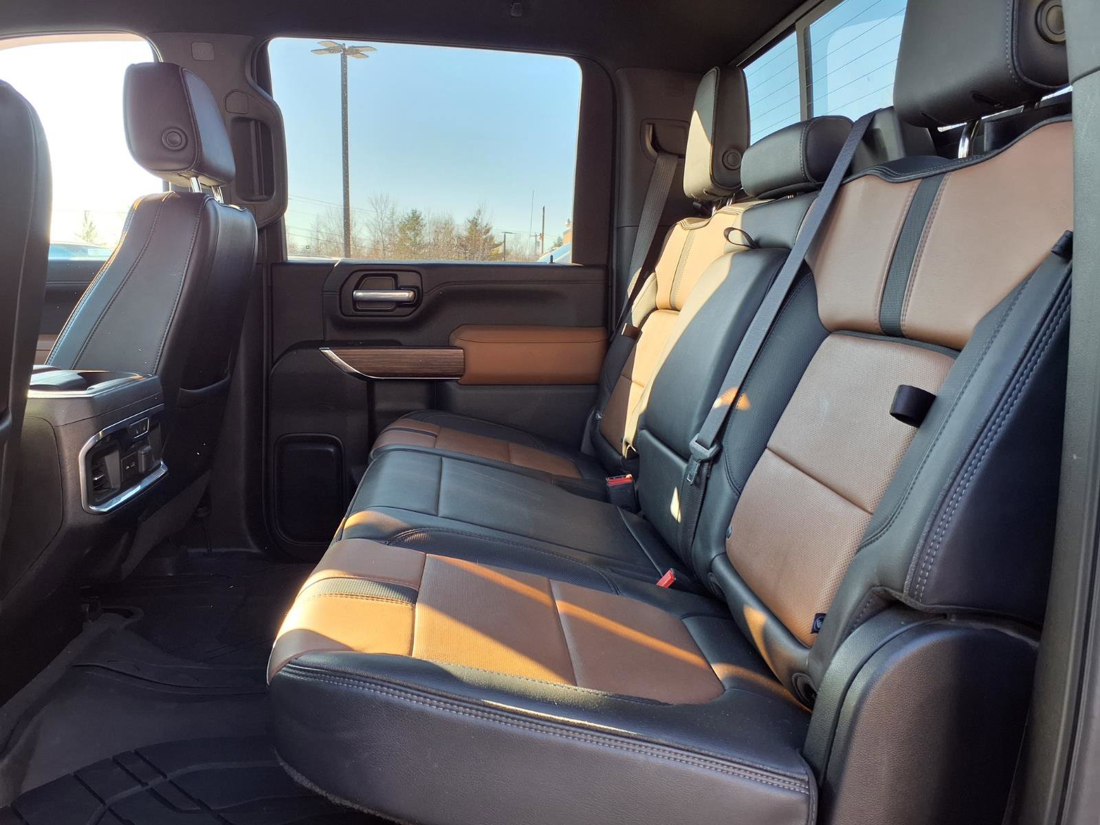 Used 2021 Chevrolet Silverado 3500 High Country w/ Z71 Off-Road Package AWD/4WD image 7