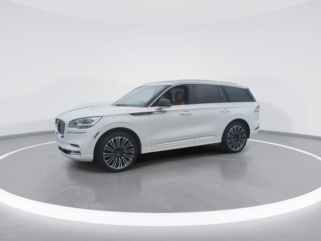 Used 2023 Lincoln Aviator Black Label w/ Class IV Trailer Tow Package AWD/4WD image 4