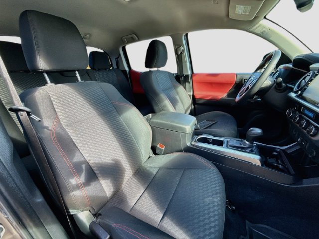 Used 2023 Toyota Tacoma SR5 AWD/4WD image 25