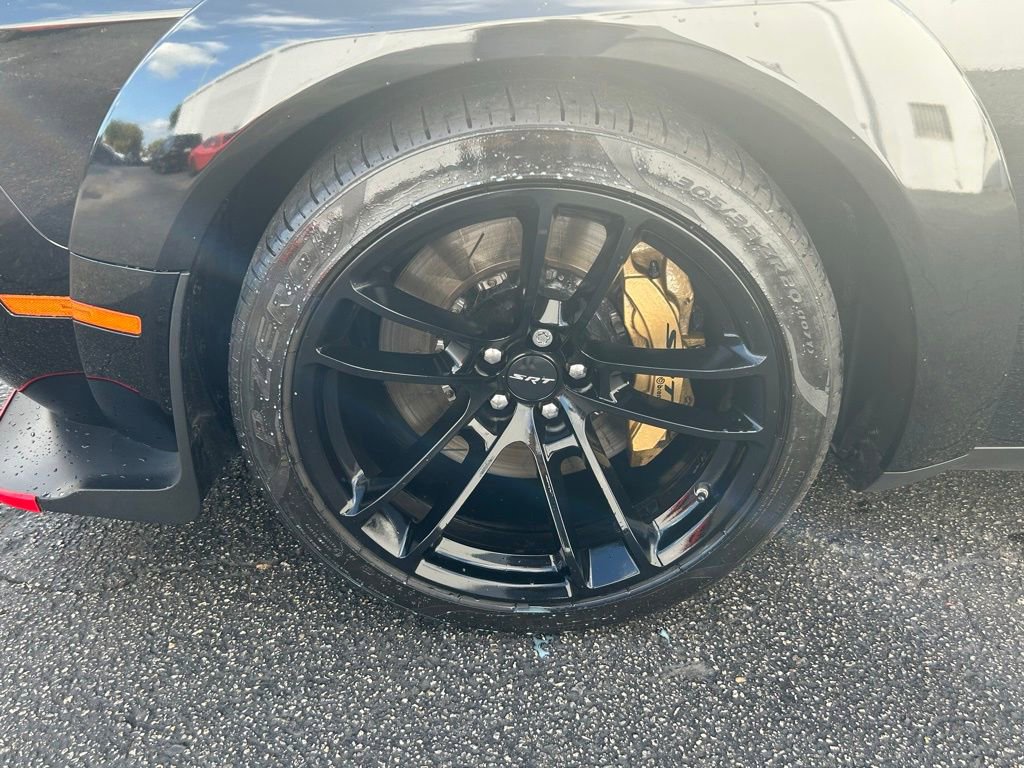 Used 2022 Dodge Challenger SRT Hellcat image 32