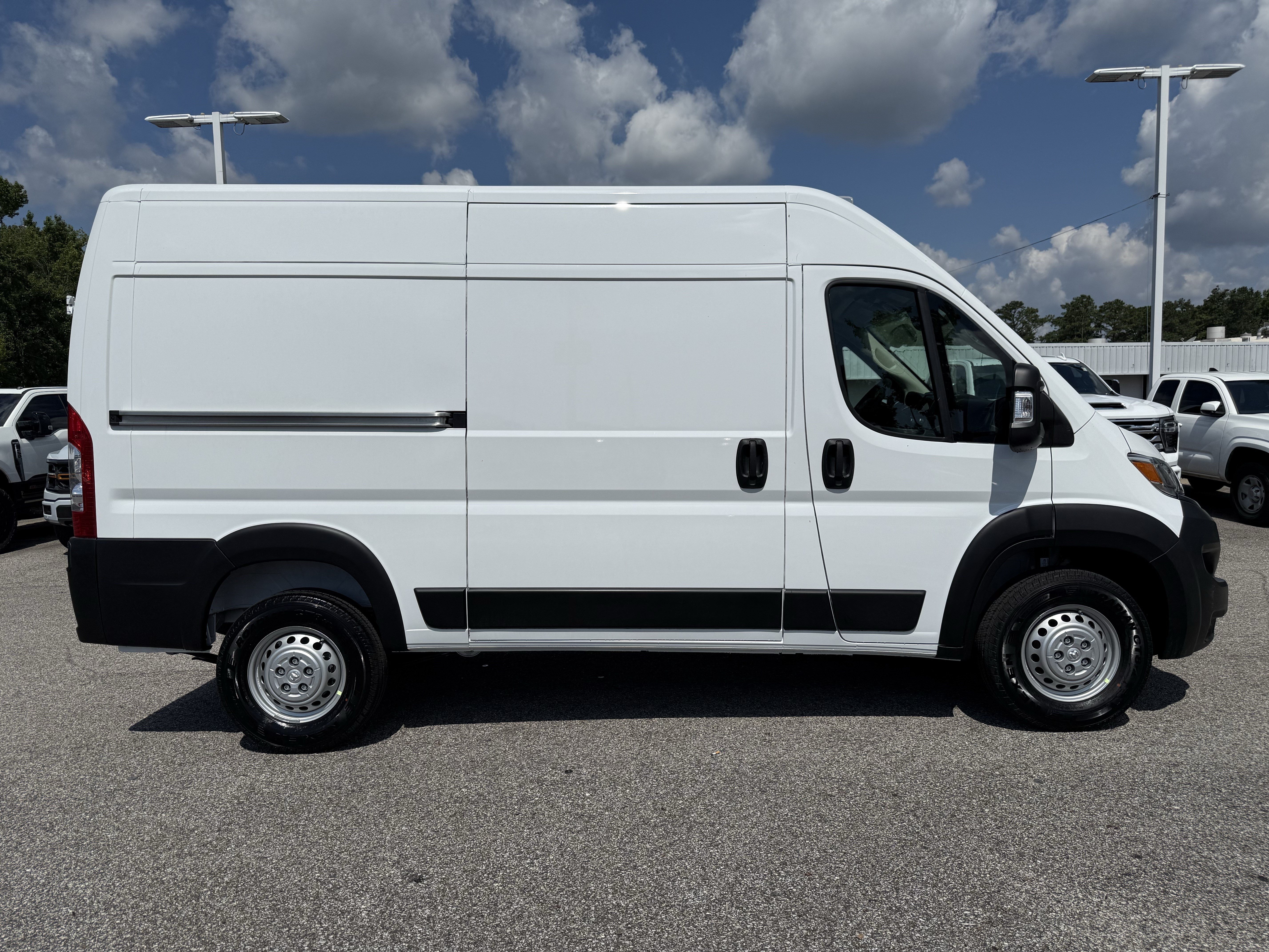 New 2026 RAM ProMaster 1500 w/ Convenience Group FWD image 11