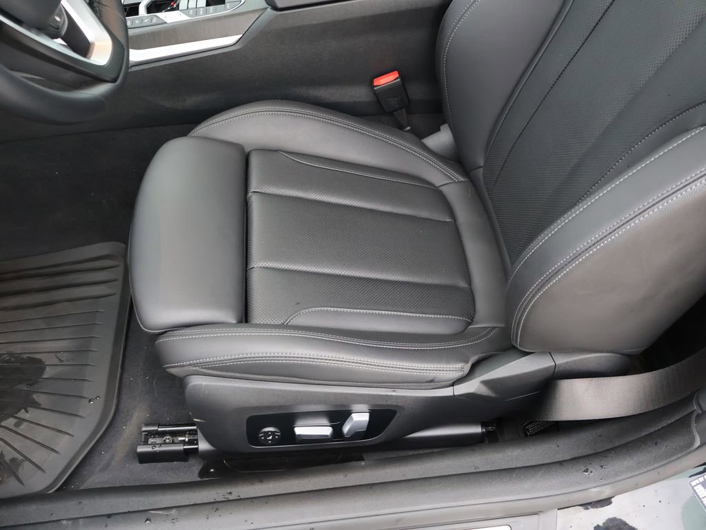 Used 2024 BMW 430i xDrive Coupe w/ Premium Package image 37