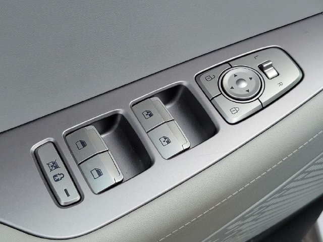 Used 2025 Hyundai Palisade SEL FWD image 23