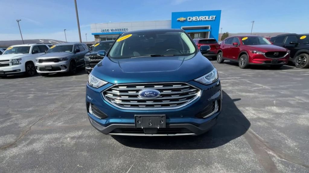 Used 2020 Ford Edge Titanium image 3