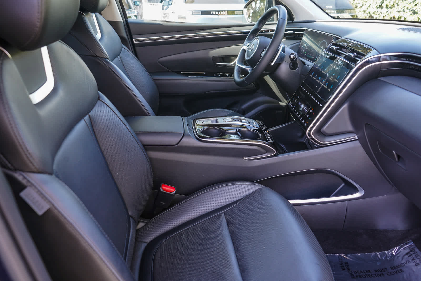 Certified 2024 Hyundai Tucson Limited AWD/4WD image 17