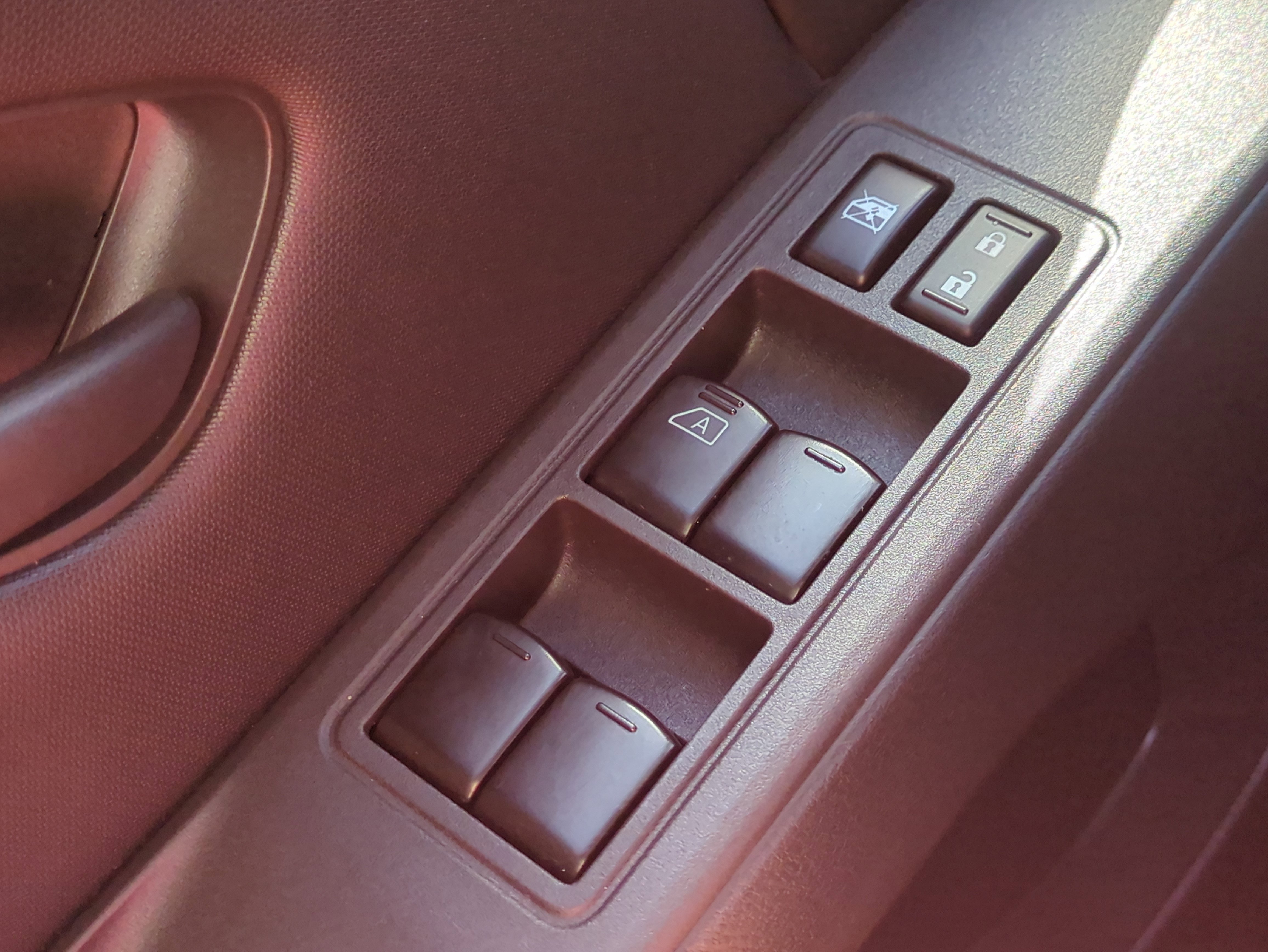 Used 2022 Nissan Frontier S w/ Technology Package image 23