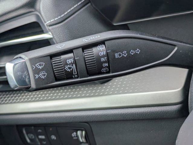 New 2026 Chevrolet Traverse LT w/ Midnight/Sport Edition FWD image 31
