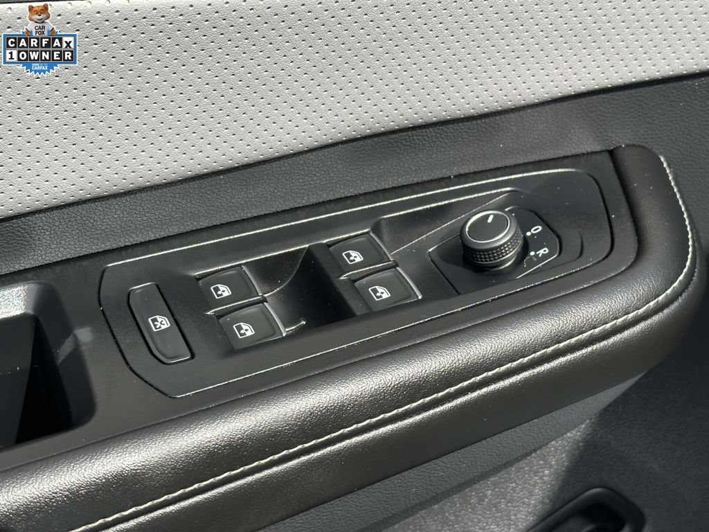 Used 2024 Volkswagen Atlas Cross Sport SEL R-Line AWD/4WD image 16